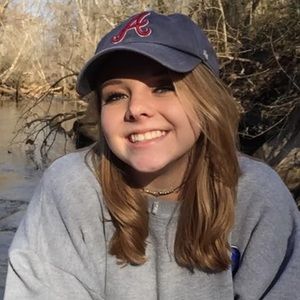 Meet your Posher, Savannah